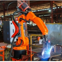 Koboti protiv robota: Koja je razlika i što je bolje?